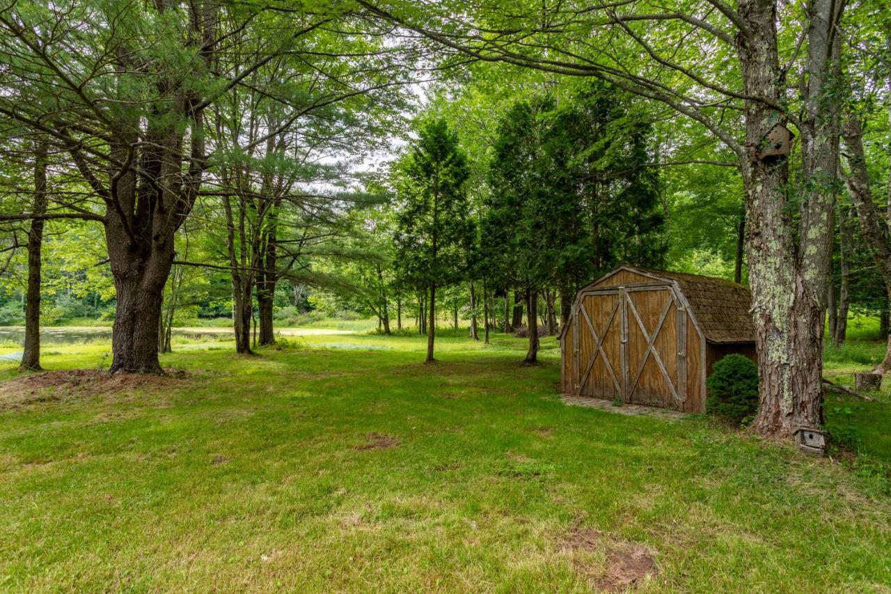リバティ Bluebird Manor On The Water, 2 Acres & Amenitiesヴィラ エクステリア 写真